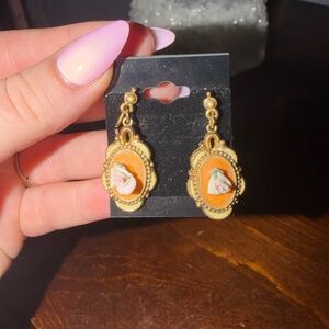Vintage Elegant Gold and Orange Floral clip on Earrings